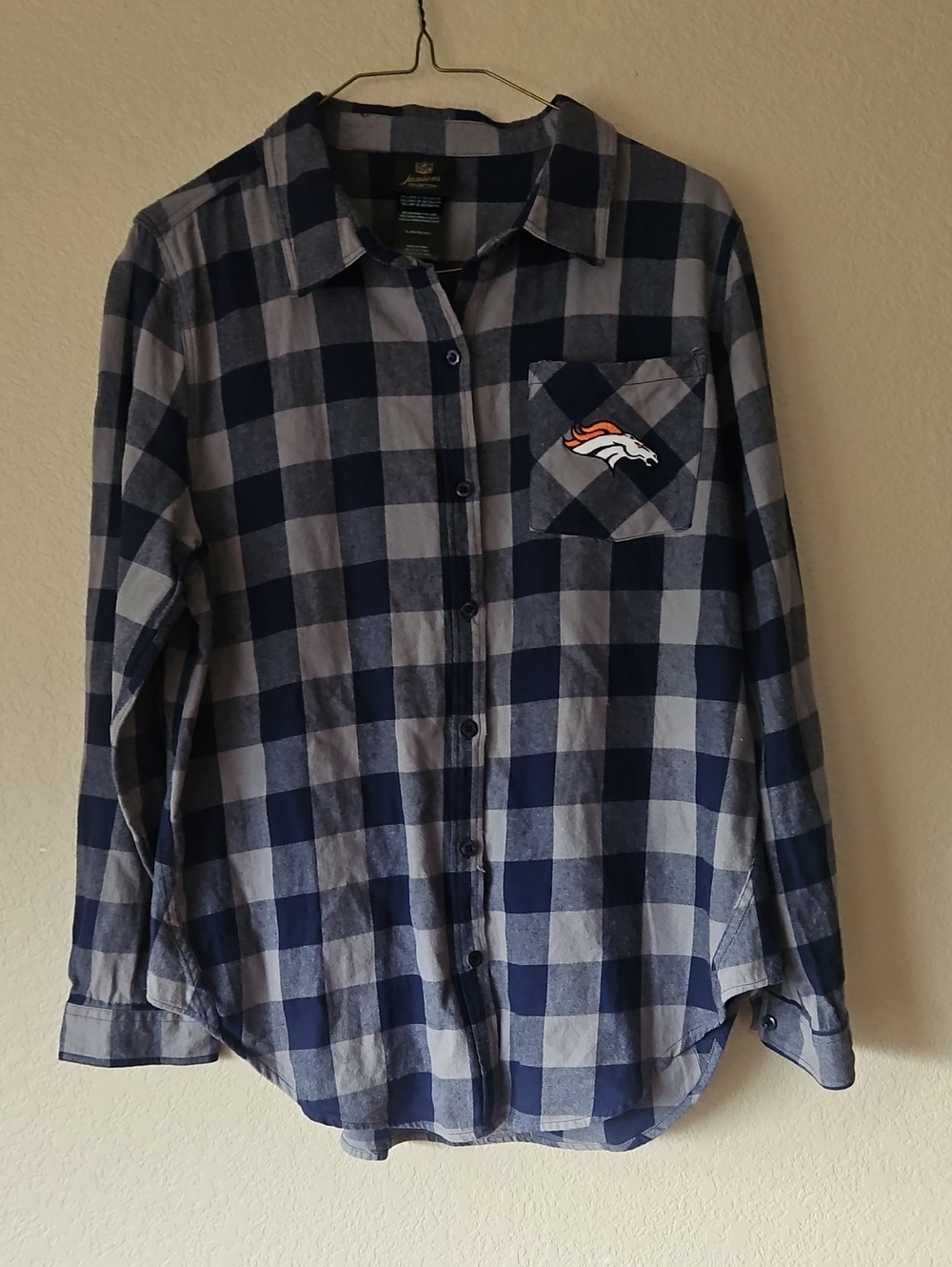 Women's Navy and Gray Plaid Button-Up Shirt with Denver Broncos Logo XL